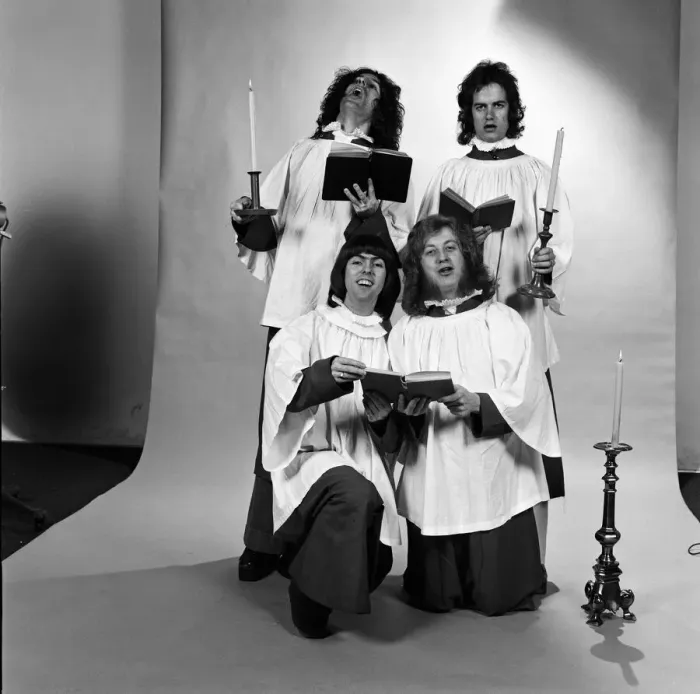 Framed Print : Choir service for Slade (Don Powell, Dave Hill, Noddy Holder and Jim Lea Framed Print : Choir service for Slade (Don Powell, Dave Hill, Noddy Holder and Jim Lea