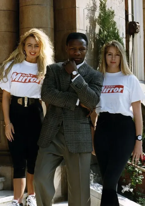 Framed Print : Chris Eubank Boxing posing with Daily Mirror girls Framed Print : Chris Eubank Boxing posing with Daily Mirror girls