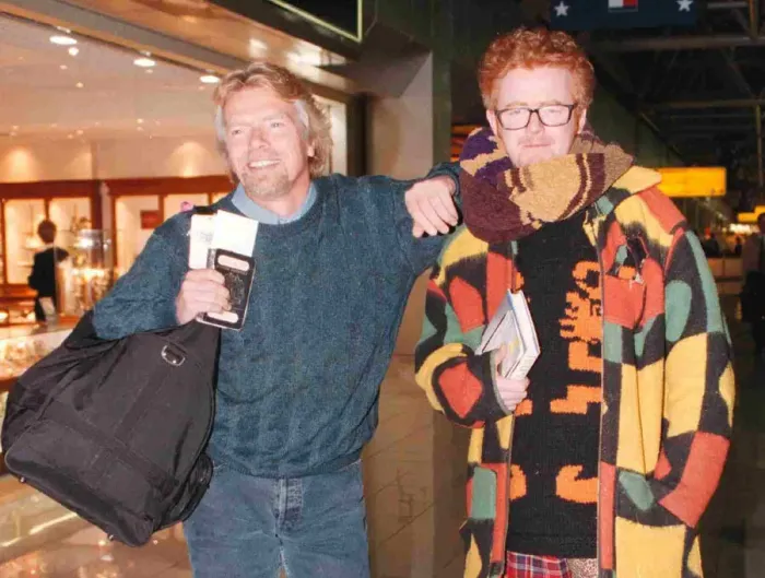 Framed Print : Chris Evans former Radio 1 DJ with Virgin Radio boss Richard Branson setting off Framed Print : Chris Evans former Radio 1 DJ with Virgin Radio boss Richard Branson setting off