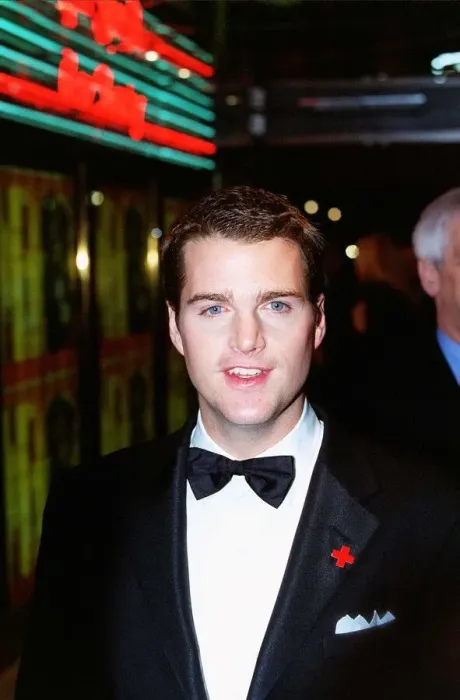 Framed Print : Chris O Donnell actor arrives for the film premiere of his new film In Love And War Framed Print : Chris O Donnell actor arrives for the film premiere of his new film In Love And War