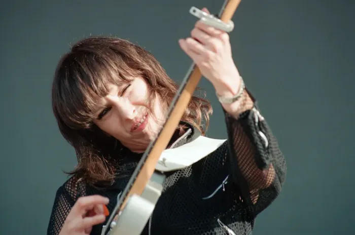 Framed Print : Chrissie Hynde (pictured) fronting her band The Pretenders Framed Print : Chrissie Hynde (pictured) fronting her band The Pretenders