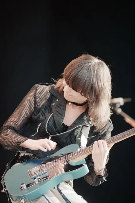 Framed Print : Chrissie Hynde (pictured) fronting her band The Pretenders Framed Print : Chrissie Hynde (pictured) fronting her band The Pretenders