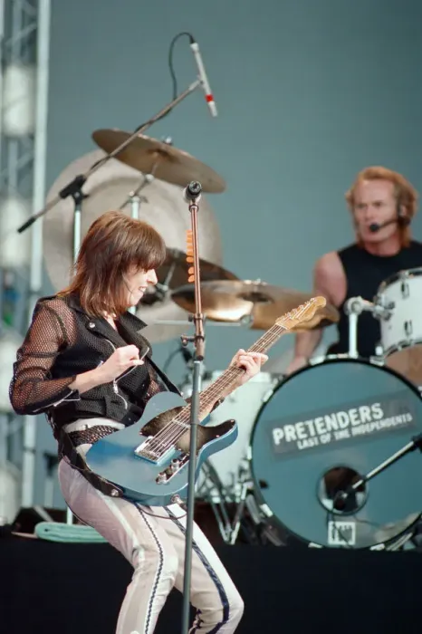 Framed Print : Chrissie Hynde (pictured) fronting her band The Pretenders Framed Print : Chrissie Hynde (pictured) fronting her band The Pretenders
