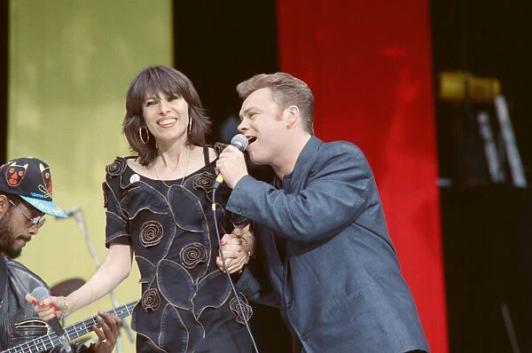 Chrissie Hynde of The Pretenders performing with UB40 at the Nelson Mandela 70th Birthday