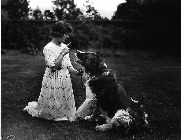 Chrissie White & Sturdee canine film star August 1919