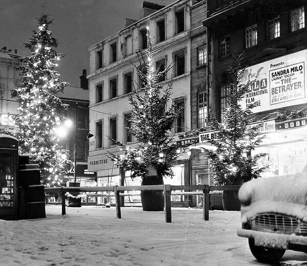 The Christmas card scene in Clayton Square, Liverpool after yesterdays snowfall