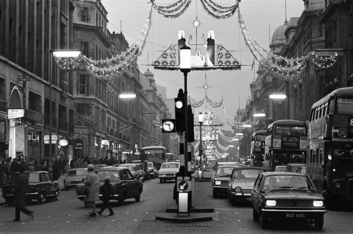 Framed Print : Christmas lights in Regents Street, London, Sunday 1st December 1968 Framed Print : Christmas lights in Regents Street, London, Sunday 1st December 1968