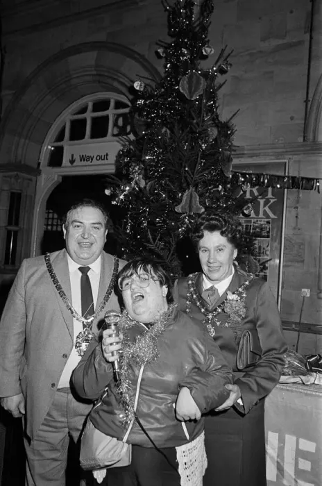 Framed Print : Christmas lights being switched on at a railway station in Teesside, December 1985 Framed Print : Christmas lights being switched on at a railway station in Teesside, December 1985