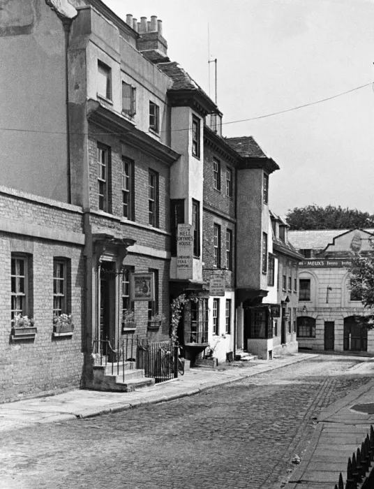 Framed Print : Church Street in Windsor, Berkshire. 3rd July 1944 Framed Print : Church Street in Windsor, Berkshire. 3rd July 1944