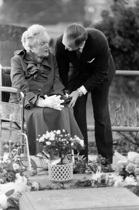 Framed Print : Churchill memorial service, at Bladon Church, Oxon. Lady Spencer-Churchill with her
