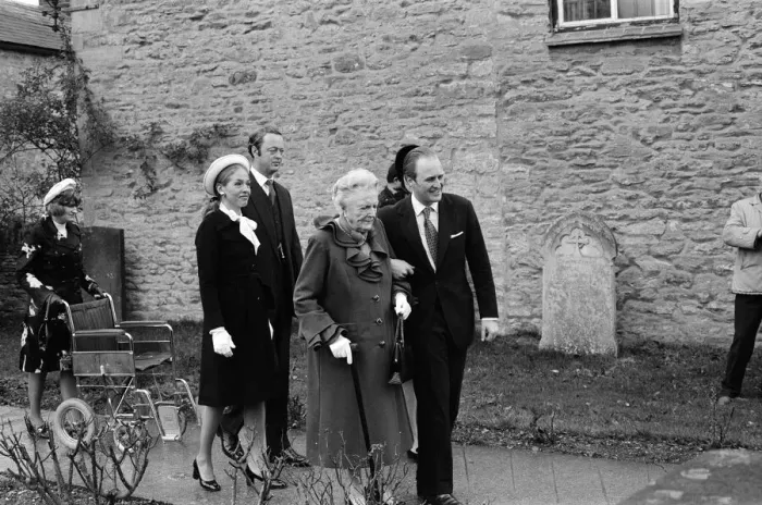 Framed Print : Churchill memorial service, at Bladon Church, Oxon. Lady Spencer-Churchill with her Framed Print : Churchill memorial service, at Bladon Church, Oxon. Lady Spencer-Churchill with her