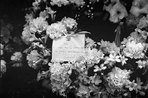 Churchill State Funeral January 30th 1965. Few bouquets of flowers have ever