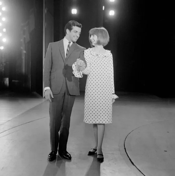 Framed Print : Cilla Black seen here during rehearsals for the stage show Startime