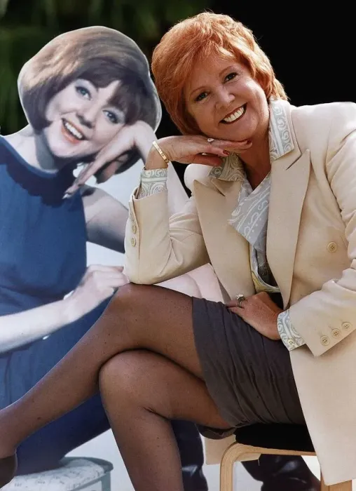 Framed Print : Cilla Black TV Personality celebrates her 30 year career Framed Print : Cilla Black TV Personality celebrates her 30 year career