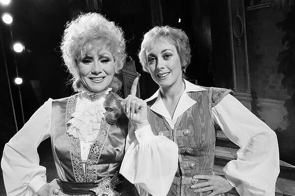 Cinderella Pantomime, Photo-call, Alexandra Theatre, Birmingham, 20th December 1984