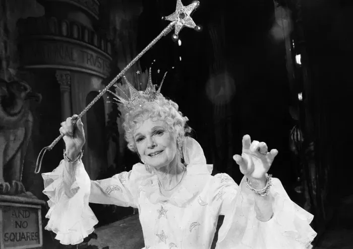 Framed Print : Cinderella Pantomime, Photo-call, Alexandra Theatre, Birmingham, 20th December 1984 Framed Print : Cinderella Pantomime, Photo-call, Alexandra Theatre, Birmingham, 20th December 1984