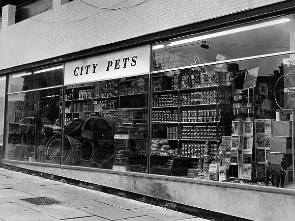 City Pets in St Johns Precinct, Liverpool, 9th April 1970. New shop owned by Mr Roberts