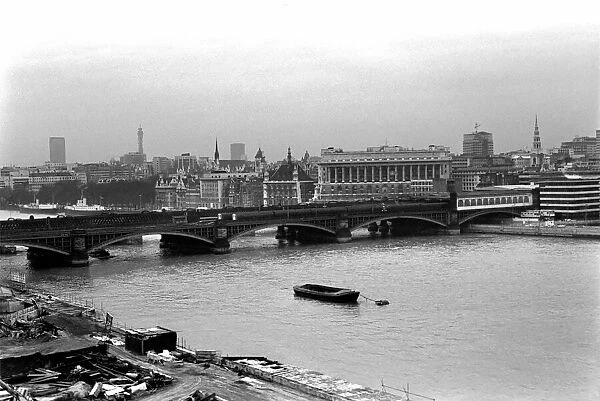 Cityscape: Thames: Panoramic. London Skyline Panorama. February 1977 77-00065-009