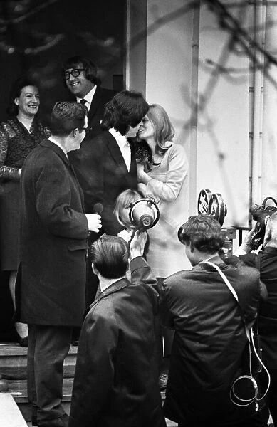 Civil Wedding of Paul McCartney & Linda Eastman, Marylebone Register Office, London