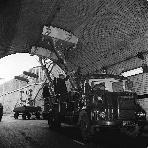 Cleaning machines for Blackwall & Rotherhithe tunnels 1963