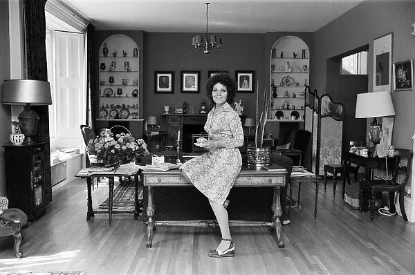 Cleo Laine in the living room at her home, the Old Rectory. 9th August 1971