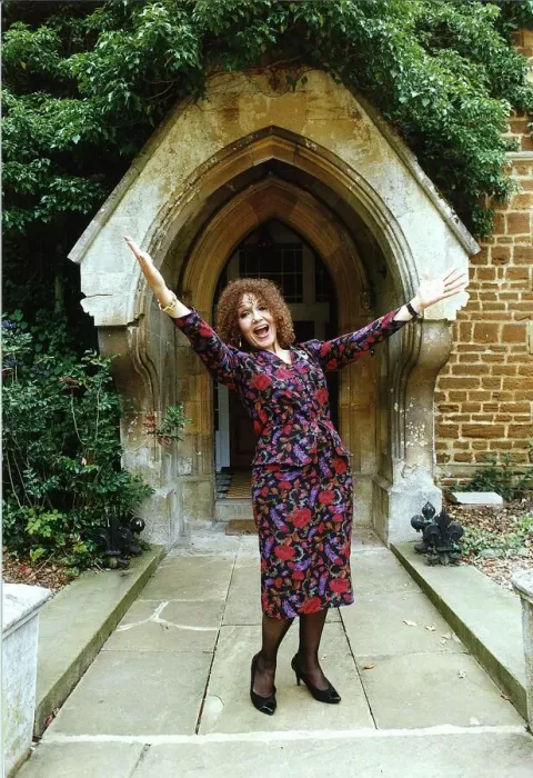 Framed Print : Cleo Laine singer with hands raised Framed Print : Cleo Laine singer with hands raised