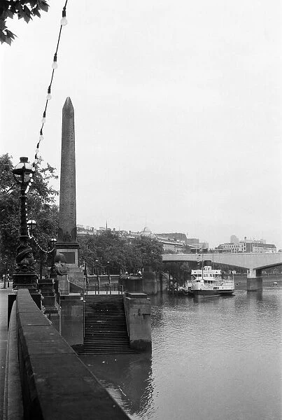 Cleopatras Needle, Victoria Embankment, London. Circa 1955