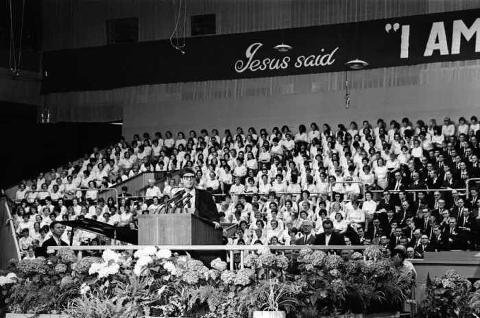Framed Print : Cliff Richard attends the Billy Graham service at Earls Court. 16th June 1966 Framed Print : Cliff Richard attends the Billy Graham service at Earls Court. 16th June 1966