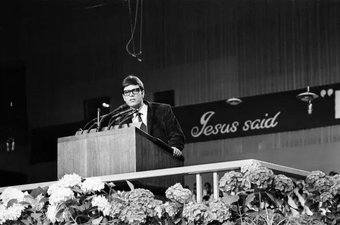 Framed Print : Cliff Richard attends the Billy Graham service at Earls Court. 16th June 1966 Framed Print : Cliff Richard attends the Billy Graham service at Earls Court. 16th June 1966