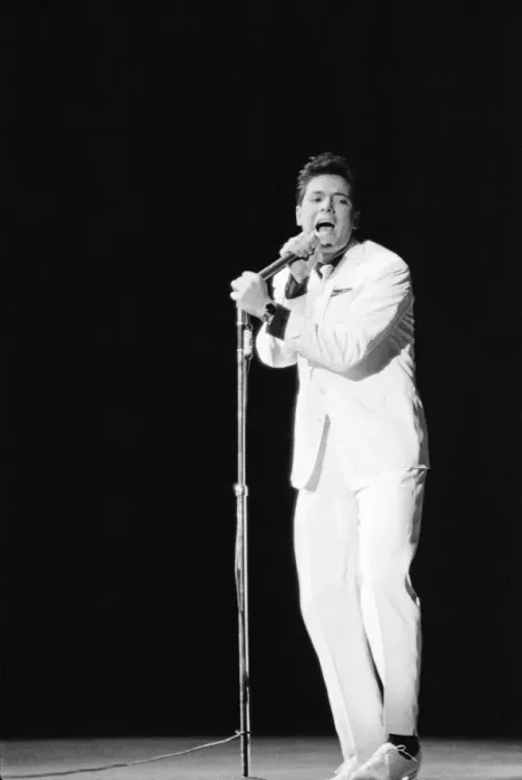 Framed Print : Cliff Richard performing in concert in Rochester, New York, USA Framed Print : Cliff Richard performing in concert in Rochester, New York, USA
