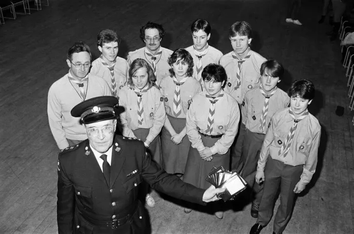 Framed Print : Cliffe Tyke venture scouts receive their first aid certificates from Divisional Framed Print : Cliffe Tyke venture scouts receive their first aid certificates from Divisional