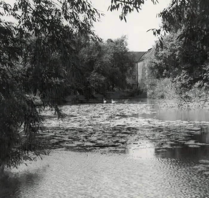 Framed Print : Clifforf Mill, Stratford-upon-Avon. 29 / 08 / 1952 Framed Print : Clifforf Mill, Stratford-upon-Avon. 29 / 08 / 1952