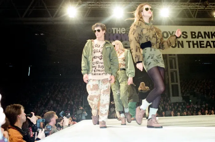 Framed Print : Clothes Show Live, NEC, Birmingham, 7th December 1991. Scenes from the Catwalk Framed Print : Clothes Show Live, NEC, Birmingham, 7th December 1991. Scenes from the Catwalk