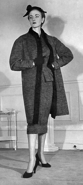 Clothing Fashion 1954. August 1954