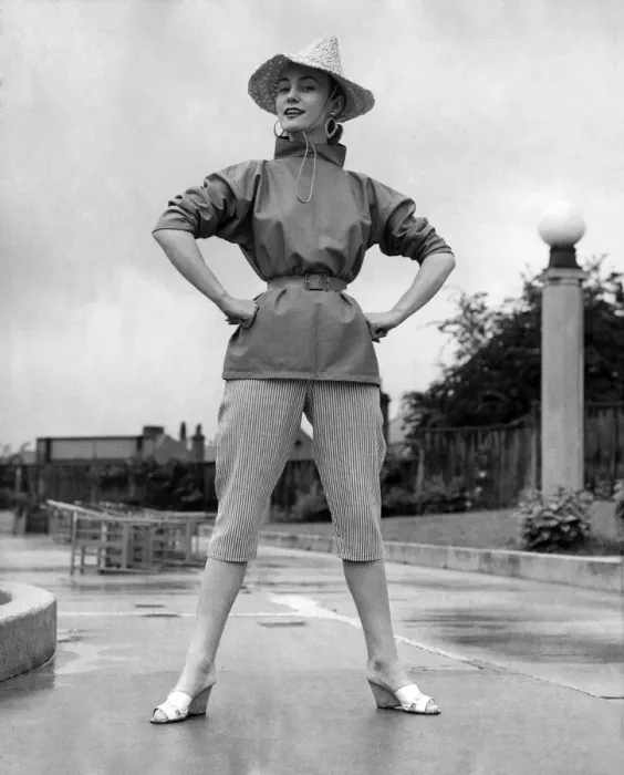 Framed Print : Clothing Fashion 1954. June 1954