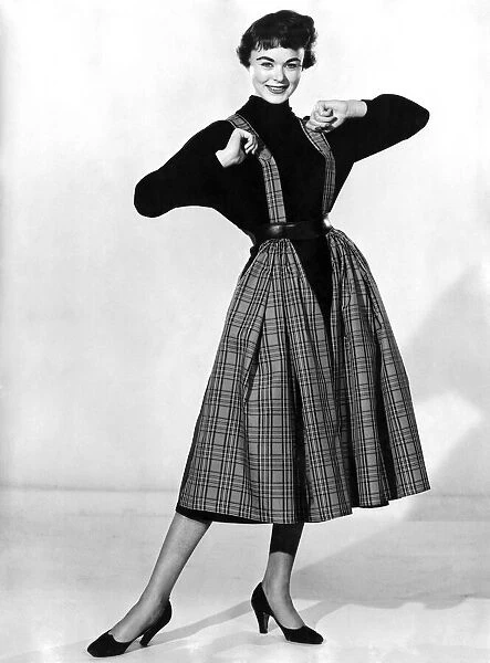 Clothing Fashion 1954. November 1954 P021233