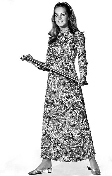 Clothing Fashion 1970: Model Lorna Carr. September 1970