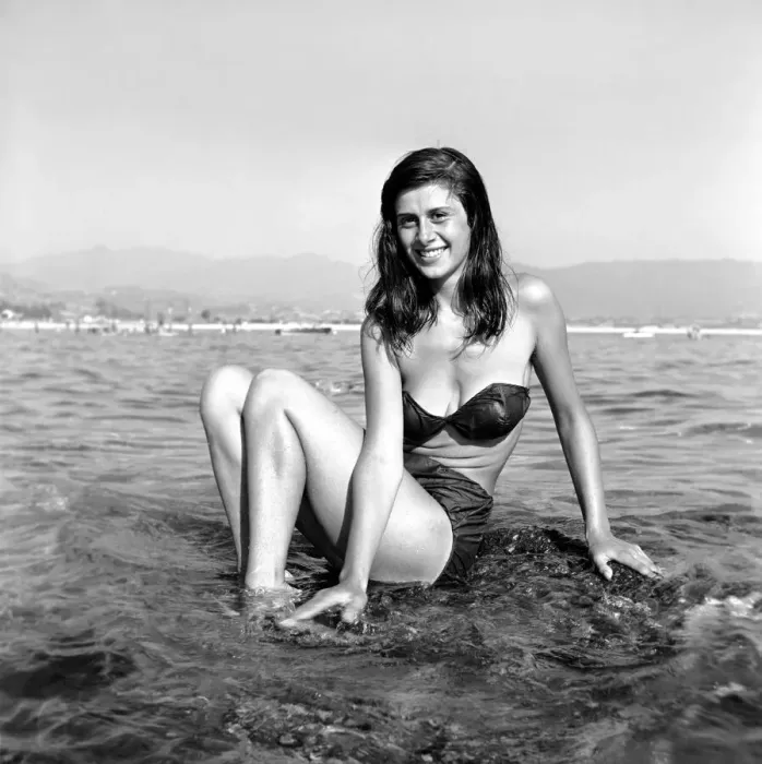 Framed Print : Clothing: Fashion: Beachwear: Holidaymakers: Bathing: Beauties seen here cooling off in Framed Print : Clothing: Fashion: Beachwear: Holidaymakers: Bathing: Beauties seen here cooling off in