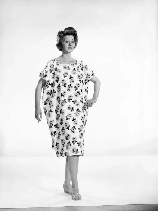 Framed Print : Clothing: Fashion: Beachwear: Woman wearing beach robe. Model: Valiere Shawloff Framed Print : Clothing: Fashion: Beachwear: Woman wearing beach robe. Model: Valiere Shawloff