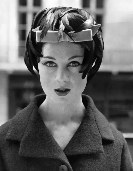 Framed Print : Clothing-Fashion: Hats: Milliners in Paris and London are designing hats that allow room Framed Print : Clothing-Fashion: Hats: Milliners in Paris and London are designing hats that allow room