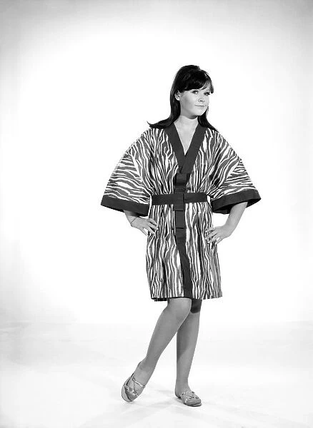 Clothing: Fashion: Kimono: Model: Rosemary Bell. 1966 B2049-001