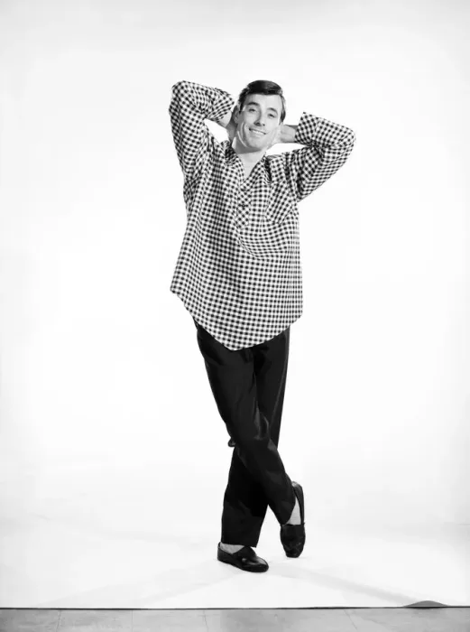 Framed Print : Clothing: Fashion: Menswear: Man wearing Pyjamas. Model: Peter Anthony. 1962 B1438b-004