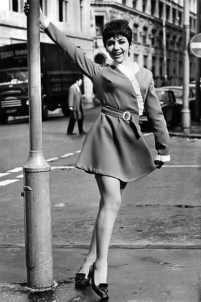 Clothing Fashion Mini Dress: March 1968 P005245