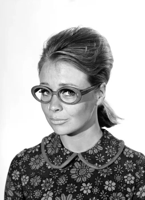 Framed Print : Clothing: Fashion: Spectacle Frames: Woman seen here modelling the latest fashionable