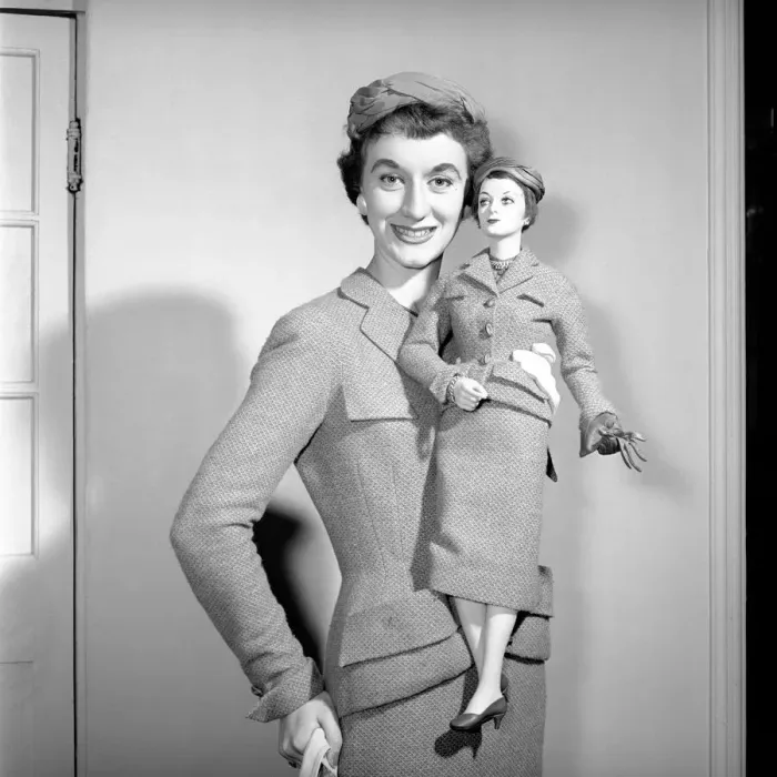 Framed Print : Clothing Fashions 1954: Mannequin modelling the latest twin set. 1954 A107-003