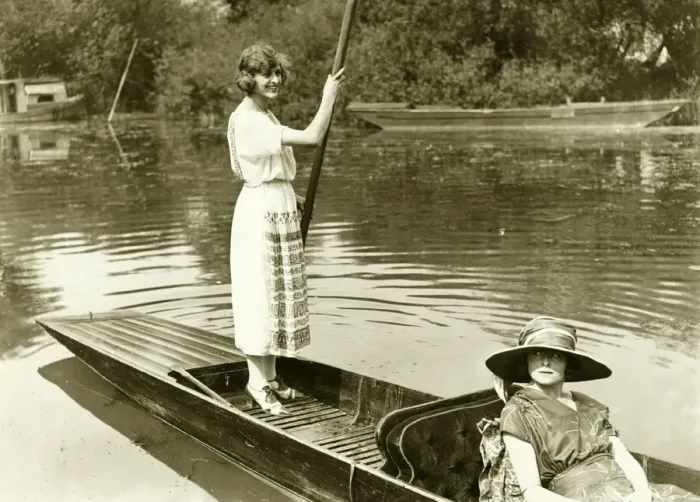 Framed Print : Clothing Fashions Women 1920s Ladies of leisure punting on the river Fashion