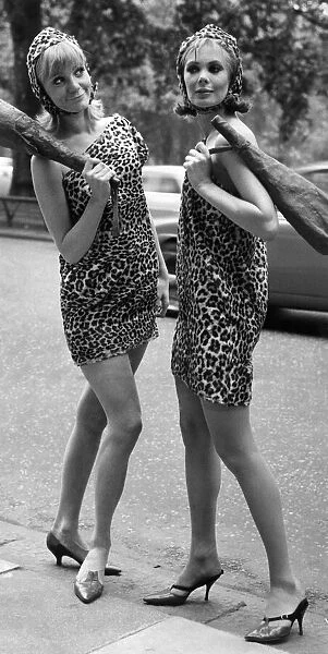 Clothing: Hats: Bonnets are black-jungle style. Just look at these two girls in their