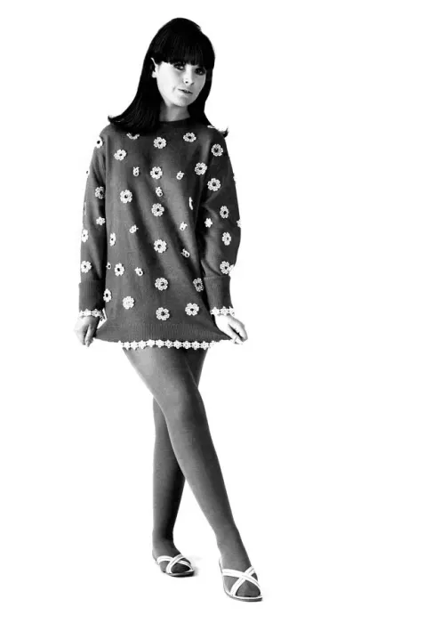 Framed Print : Clothing Misc. 1965: Rosemary Bell. September 1965 P007717
