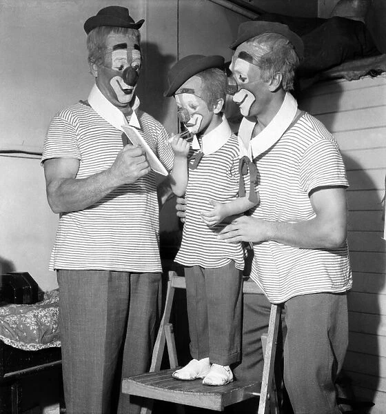 Clowns. August 1952 C4023-001