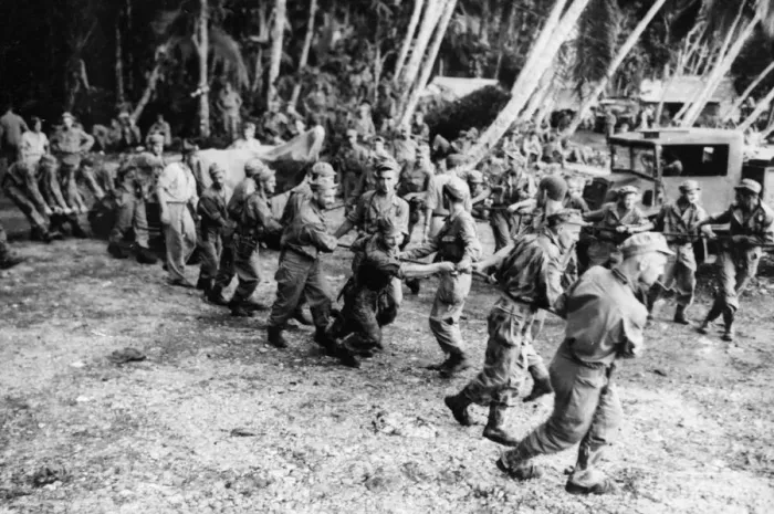 Framed Print : Co-operating with American Allies, New Zealand troops in the Pacific are helping to make
